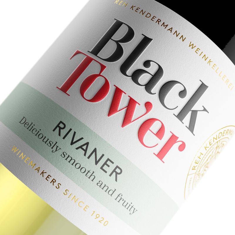 vinho-branco-black-tower-rivaner-2