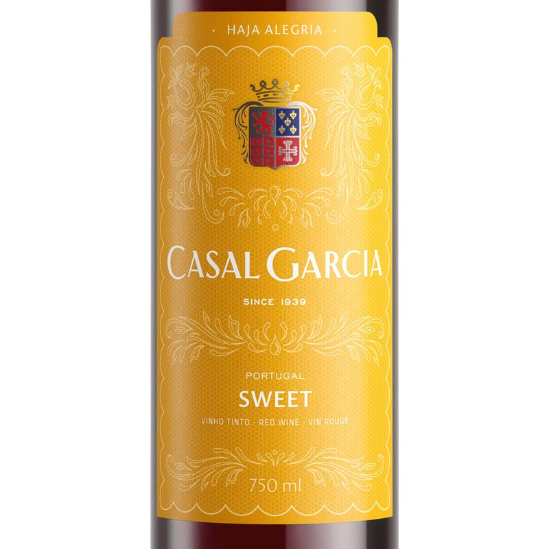 vinho-portugues-casal-garcia-sweet-tinto-3.jpg