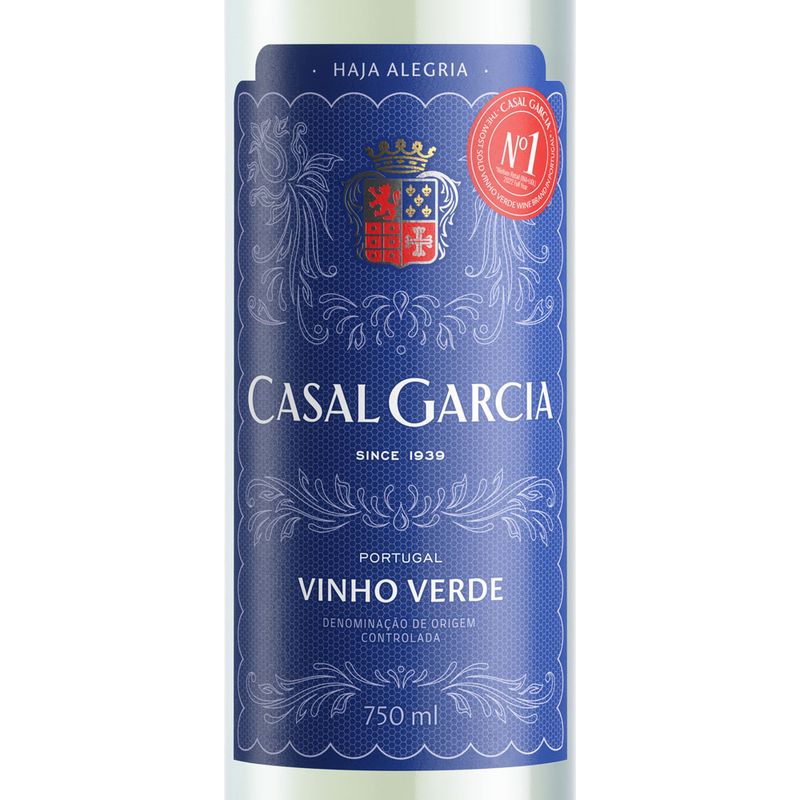 vinho-portugues-casal-garcia-branco-3.jpg